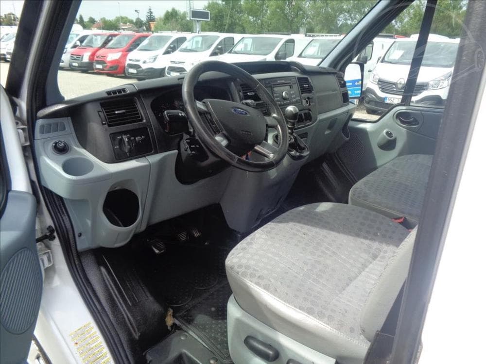 2013 Ford Transit - 17