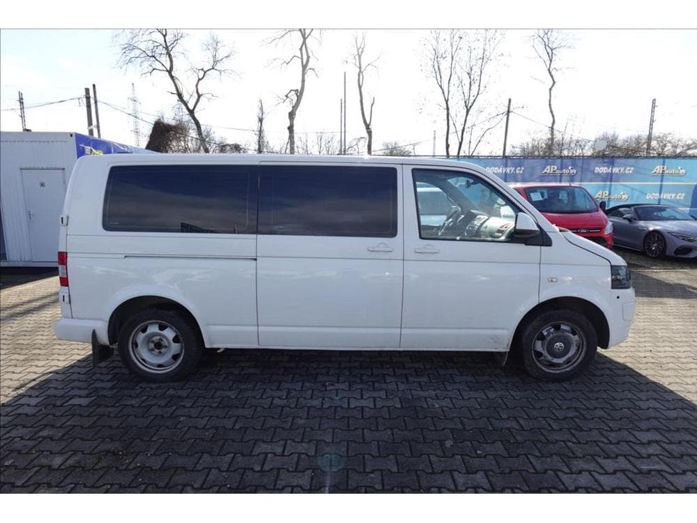 2013 Volkswagen Caravelle - 7