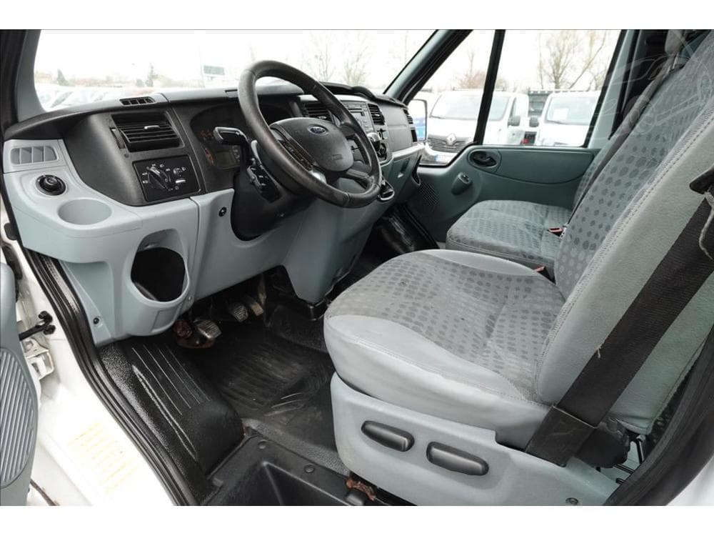 2011 Ford TRANSIT - 18