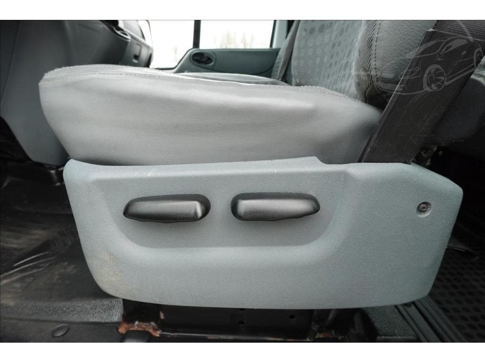 2011 Ford TRANSIT - 19