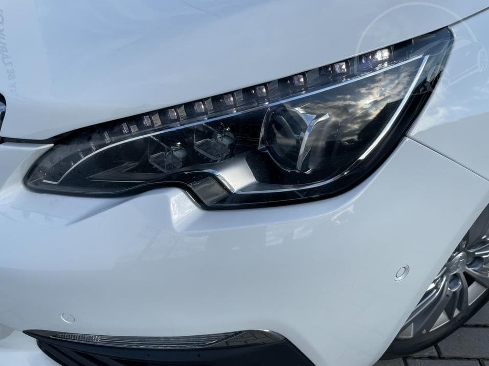 2019 Peugeot 308 - 9