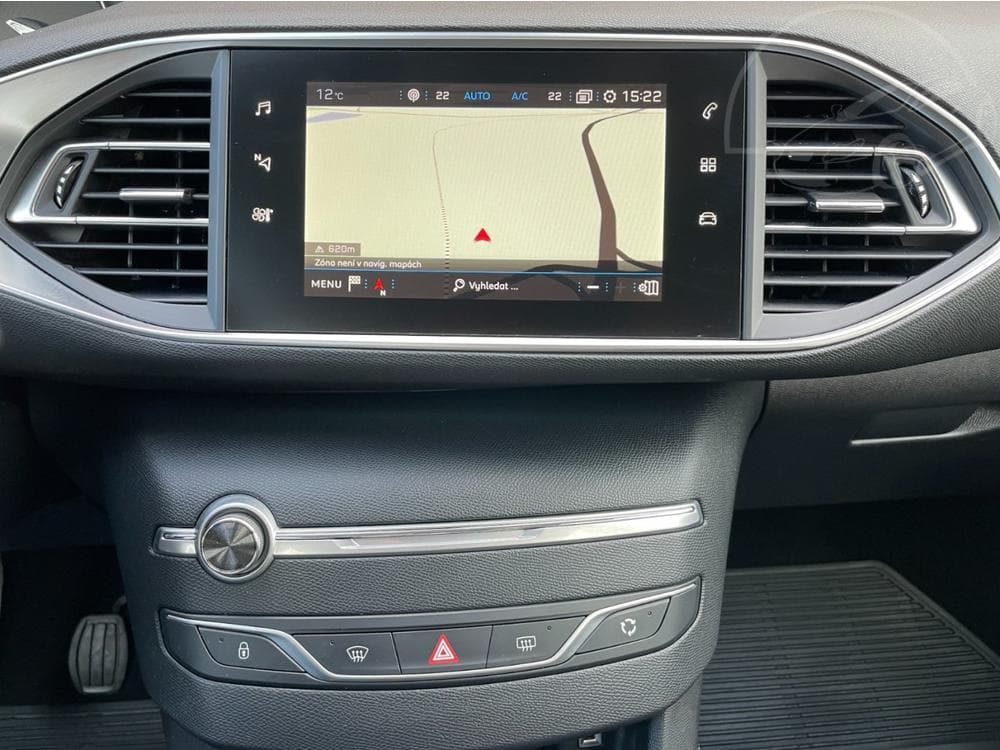 2019 Peugeot 308 - 15