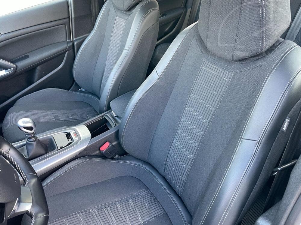 2019 Peugeot 308 - 16