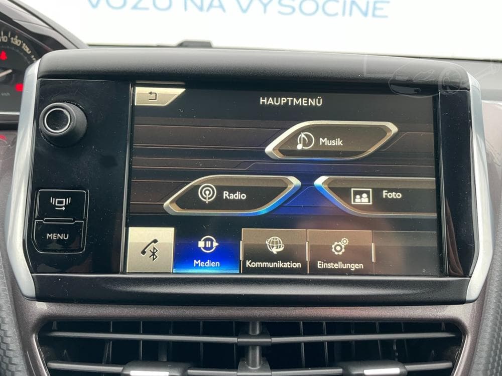 2019 Peugeot 2008 - 18