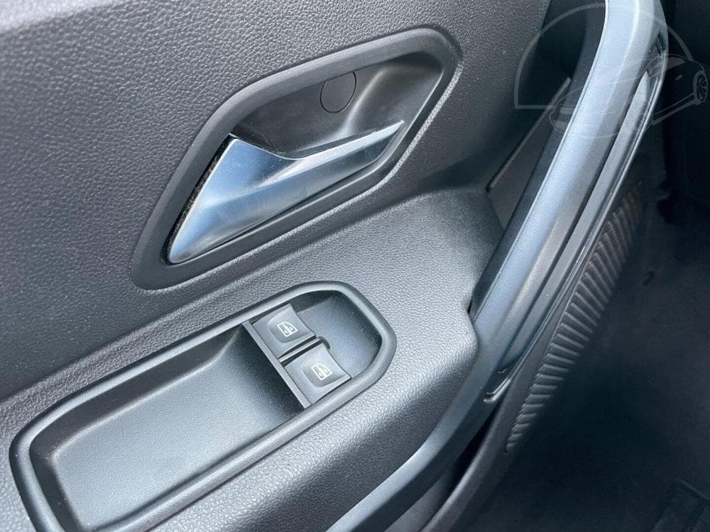 2019 Peugeot 2008 - 19