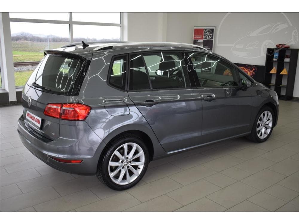 2017 Volkswagen Golf - 6