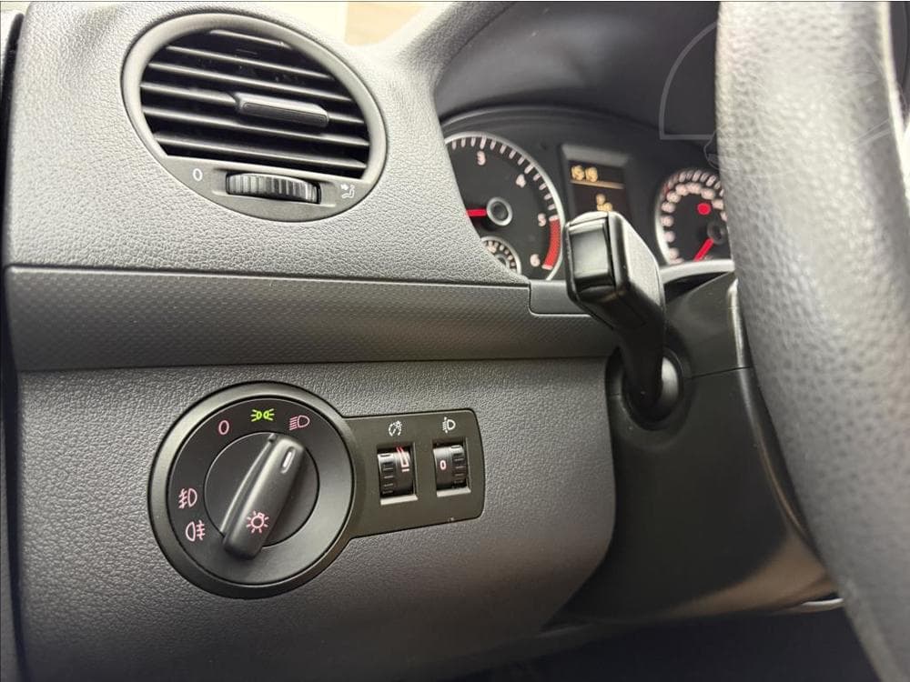 2011 Volkswagen CADDY - 12