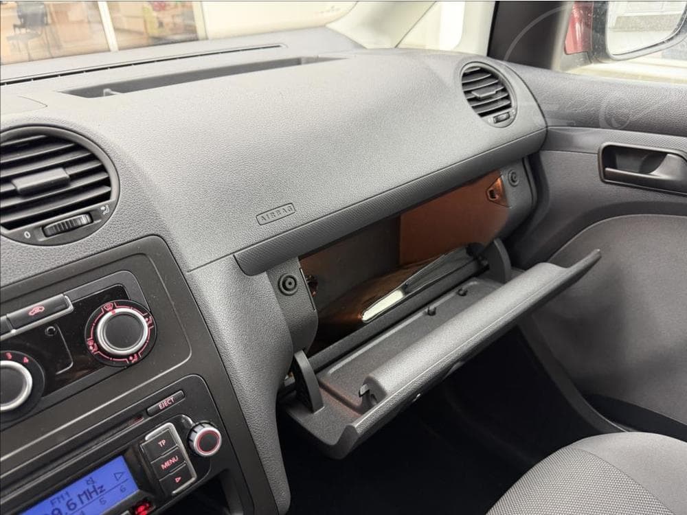2011 Volkswagen CADDY - 15
