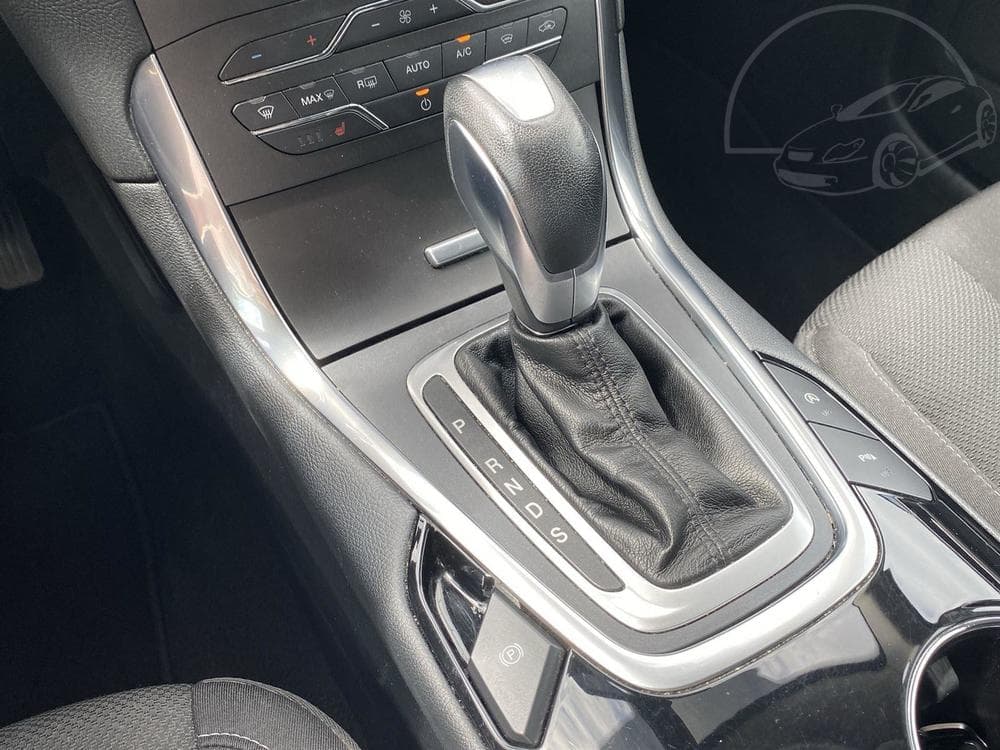 2015 Ford S-Max - 14