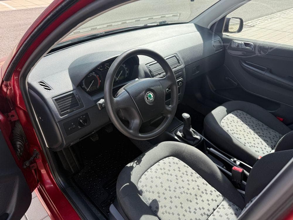 Škoda FABIA - 17