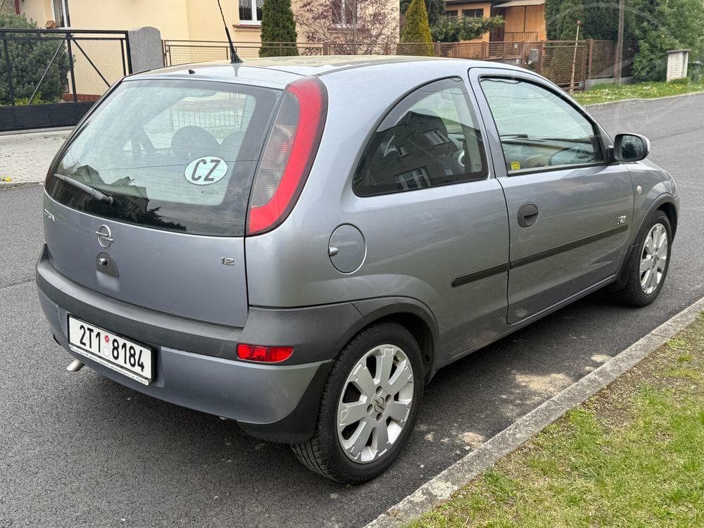 2002 Opel CORSA - 9