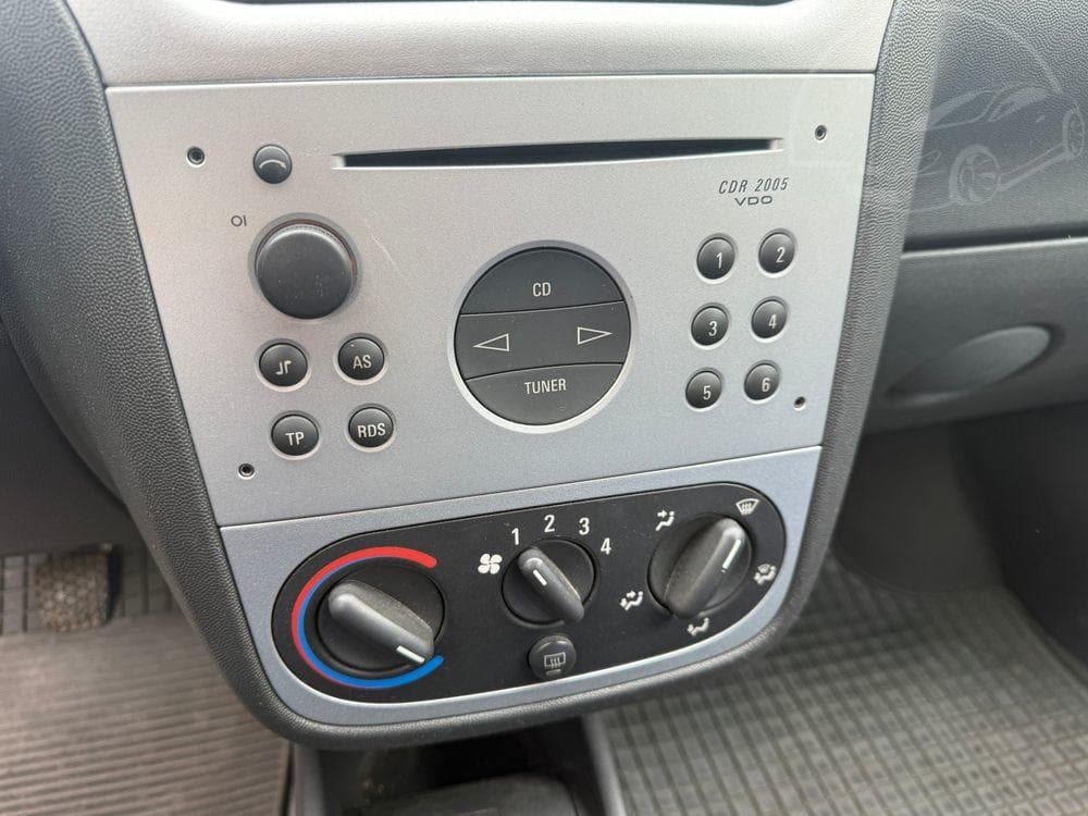 2002 Opel CORSA - 17