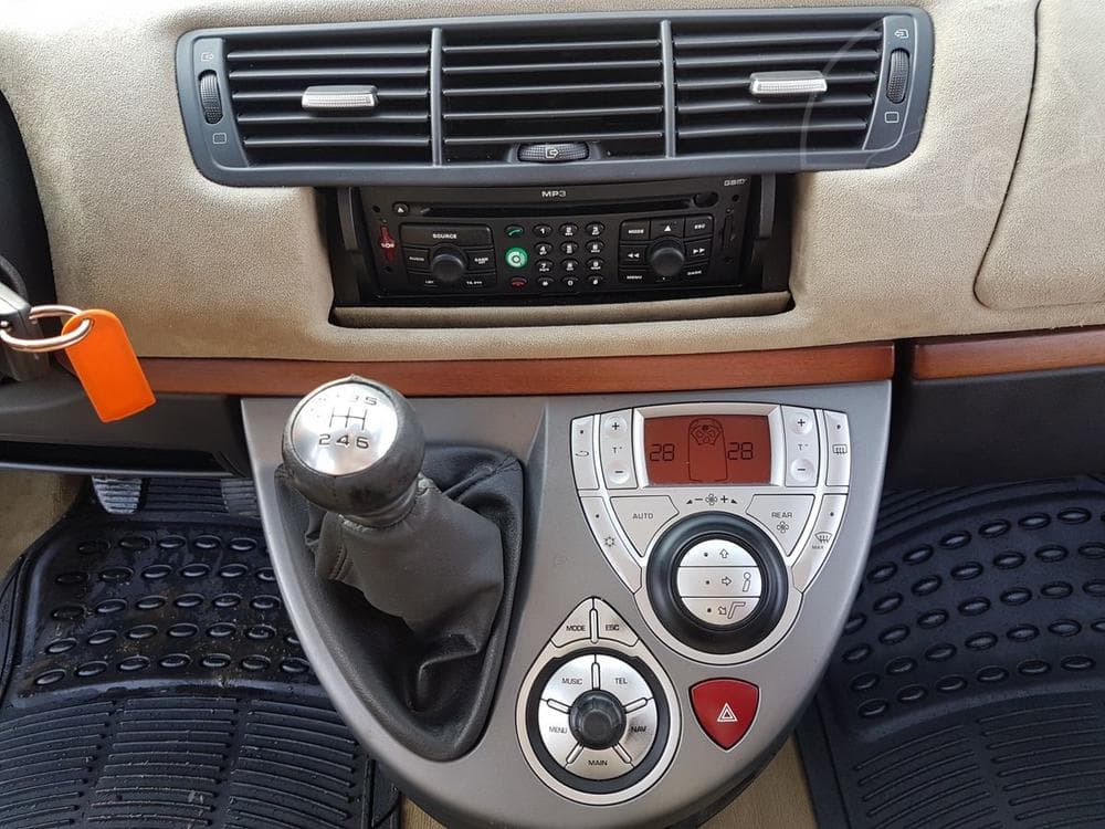 2007 Lancia PHEDRA - 16