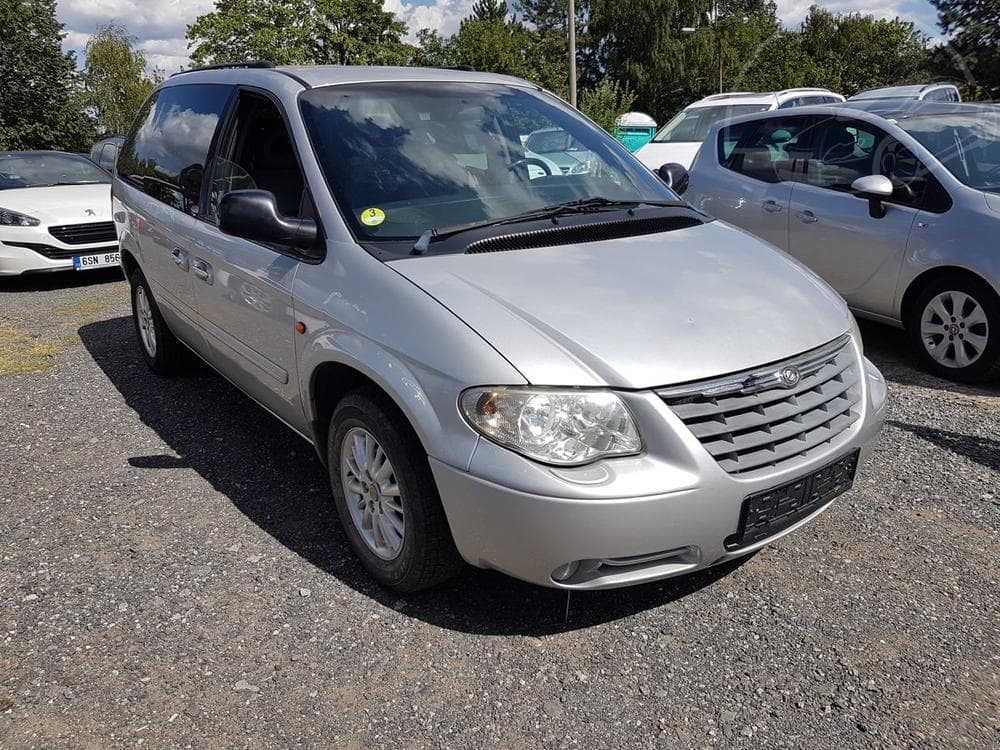 Chrysler Voyager 2.8CRD 110KW AUTOMAT