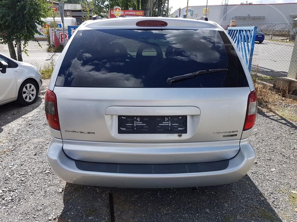 2006 Chrysler VOYAGER - 5