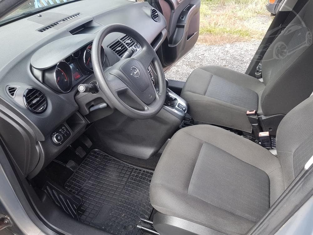 2011 Opel Meriva - 31