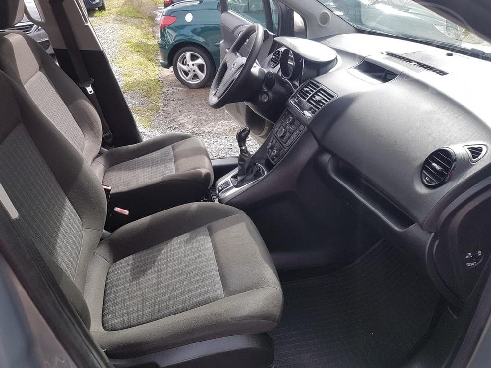 2011 Opel Meriva - 66
