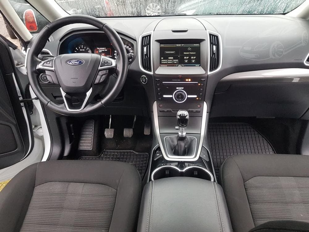 2016 Ford GALAXY - 13