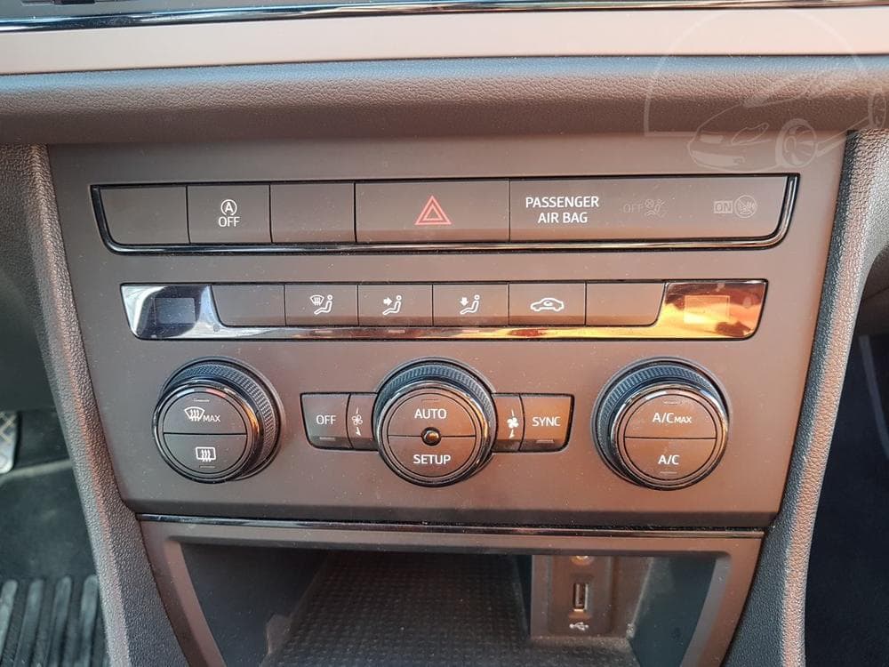 2019 Seat LEON - 12