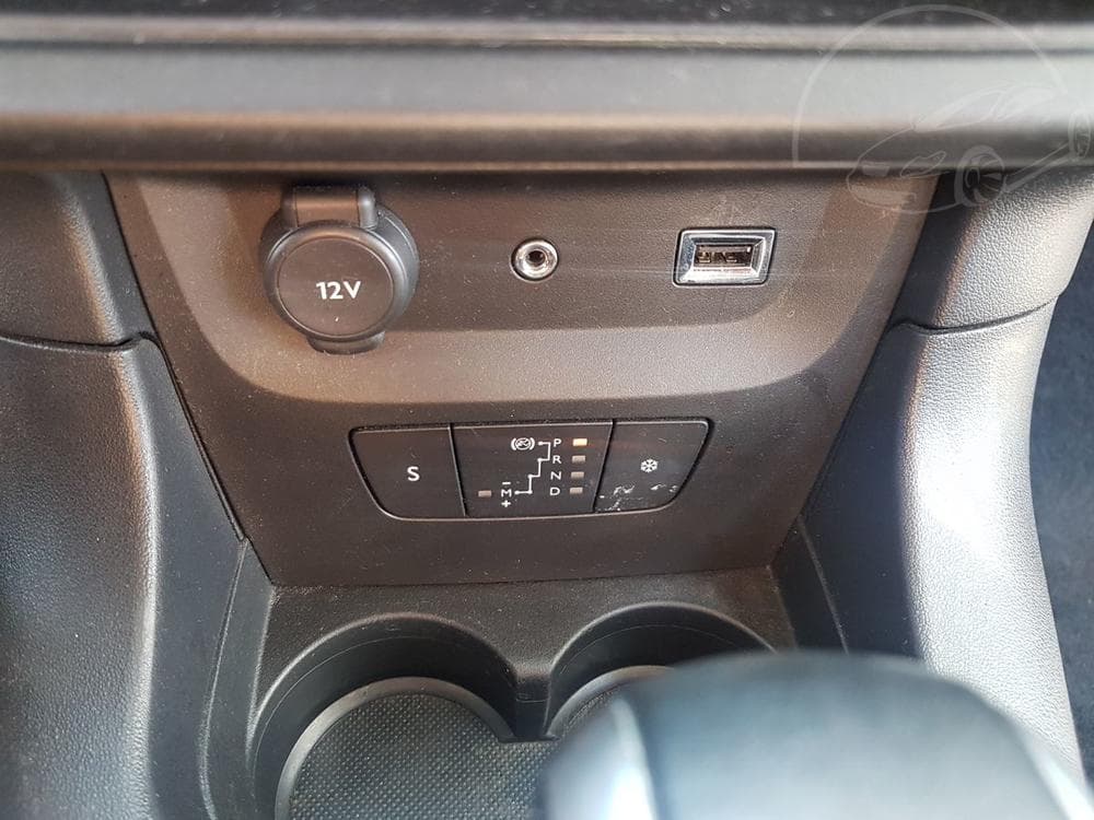 2017 Citroen C3 - 49