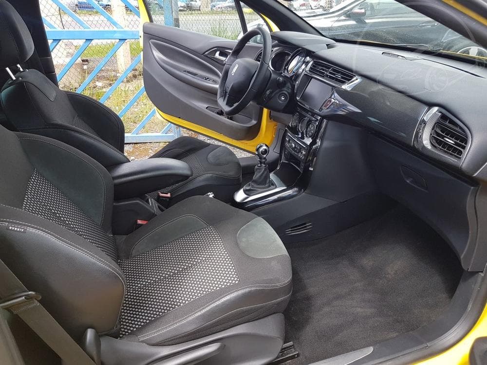 2012 Citroen DS3 - 17