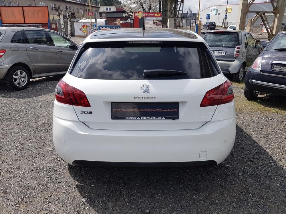 2018 Peugeot 308 - 5