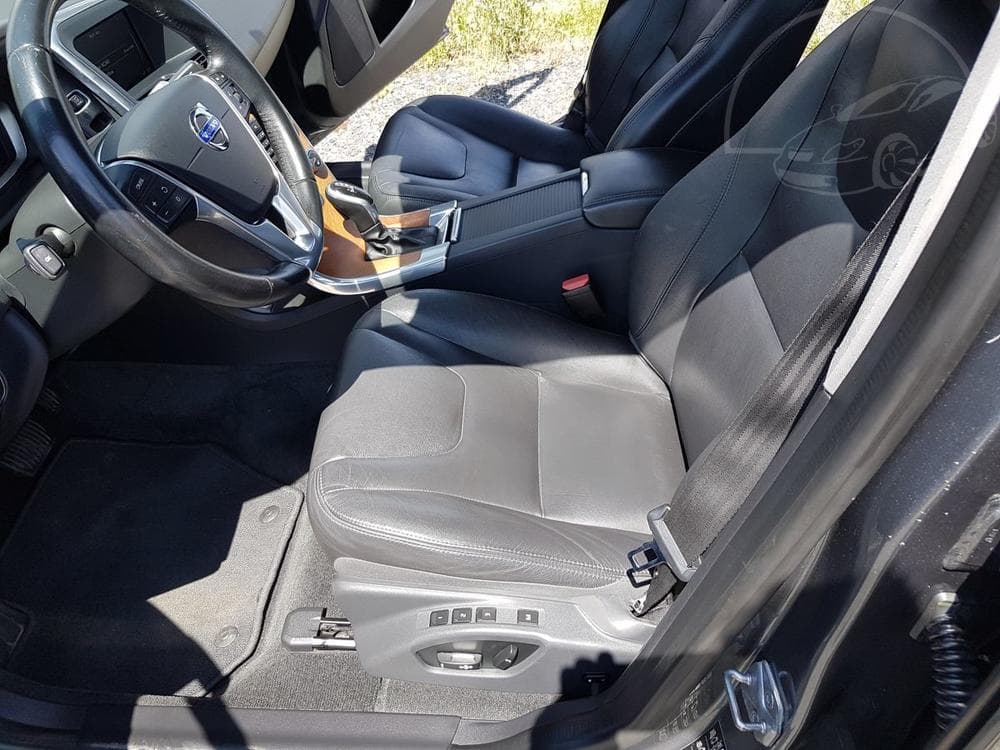 2016 Volvo XC60 - 8