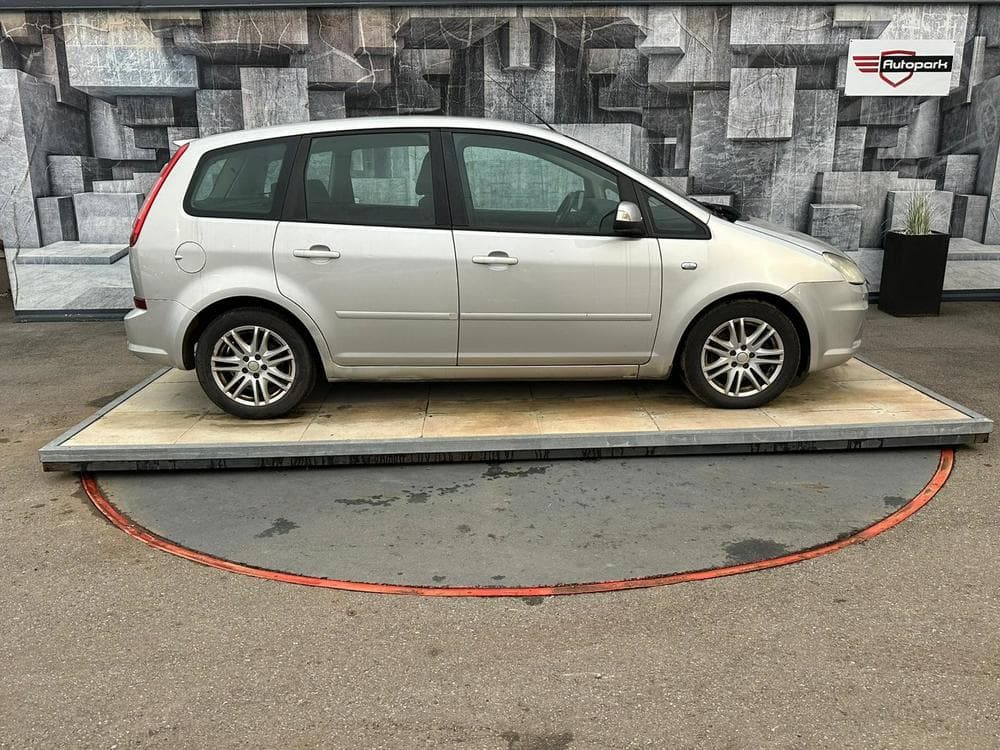2010 Ford C-Max - 5