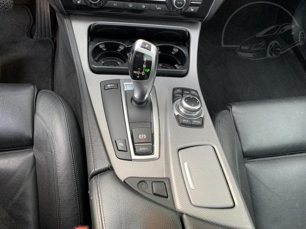 2011 BMW 5-Series - 15