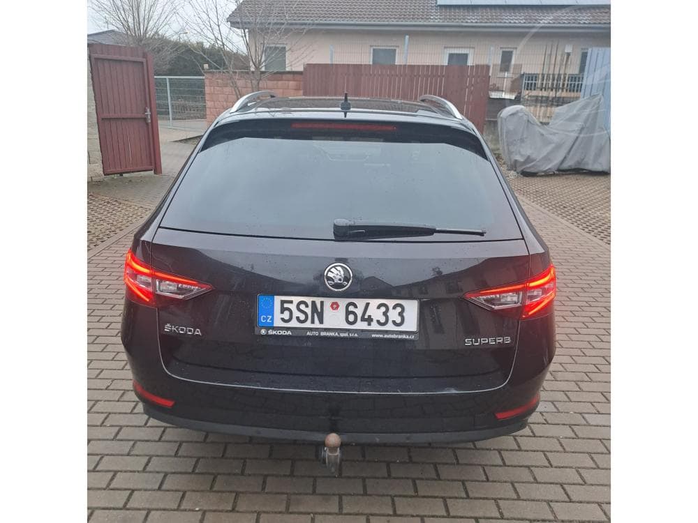 2017 Škoda SUPERB - 9