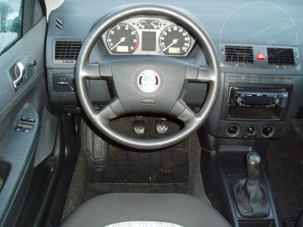 2003 Škoda FABIA - 11