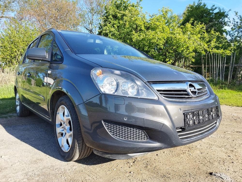2013 Opel ZAFIRA - 4