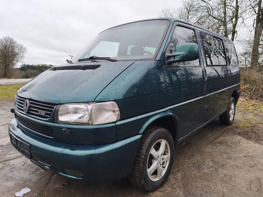1999 Volkswagen CARAVELLE - 2