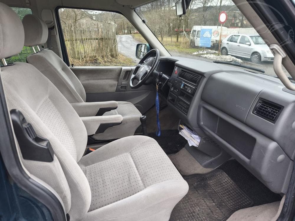 1999 Volkswagen CARAVELLE - 11