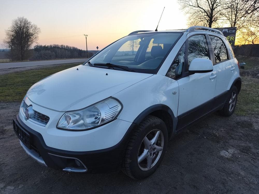 2009 Fiat SEDICI - 2