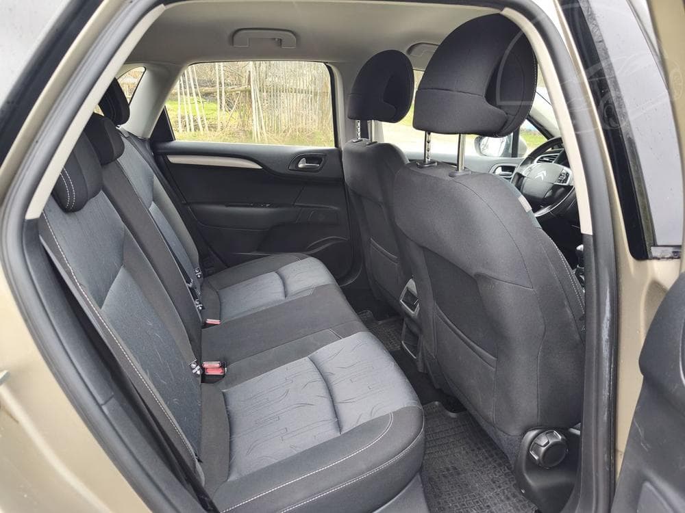 2013 Citroen C4 - 9