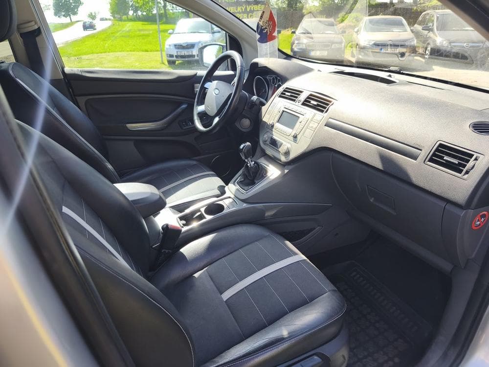2009 Ford KUGA - 11