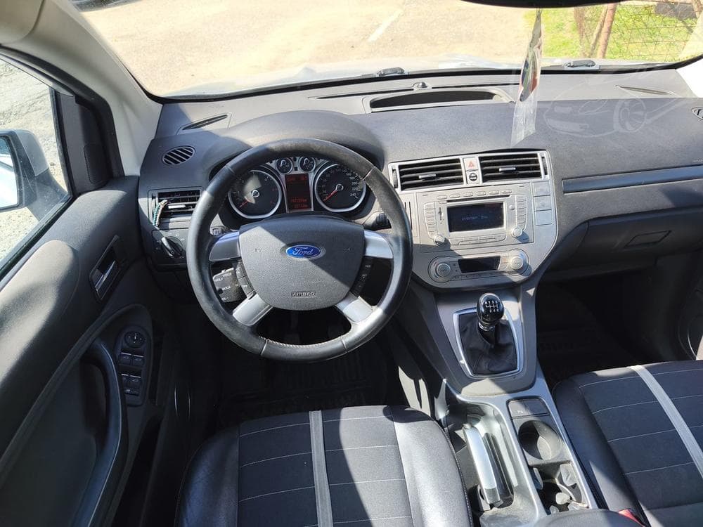 2009 Ford KUGA - 12