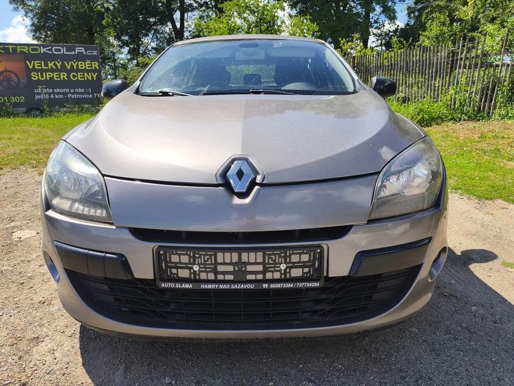2011 Renault MEGANE - 3