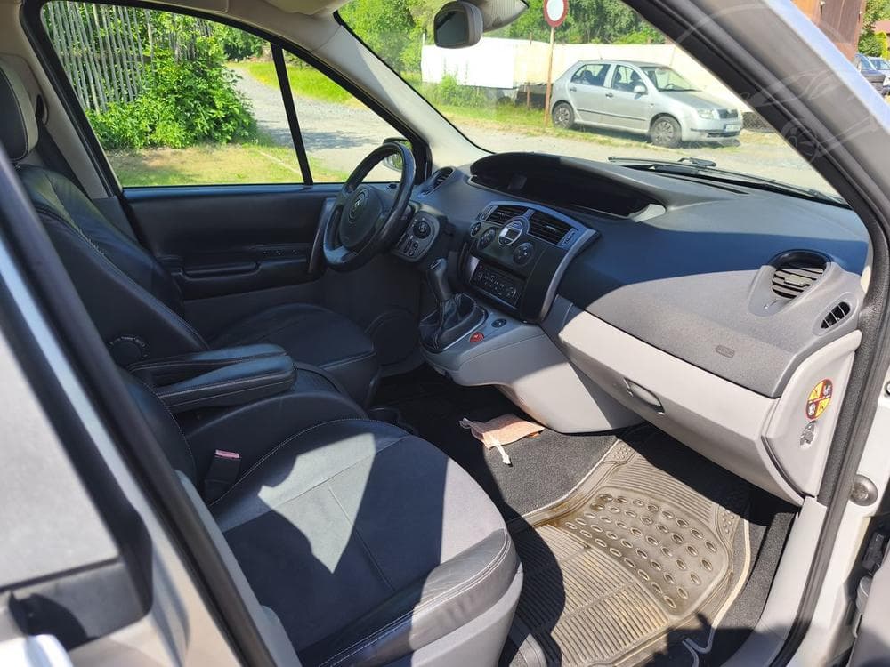 2005 Renault SCENIC - 11