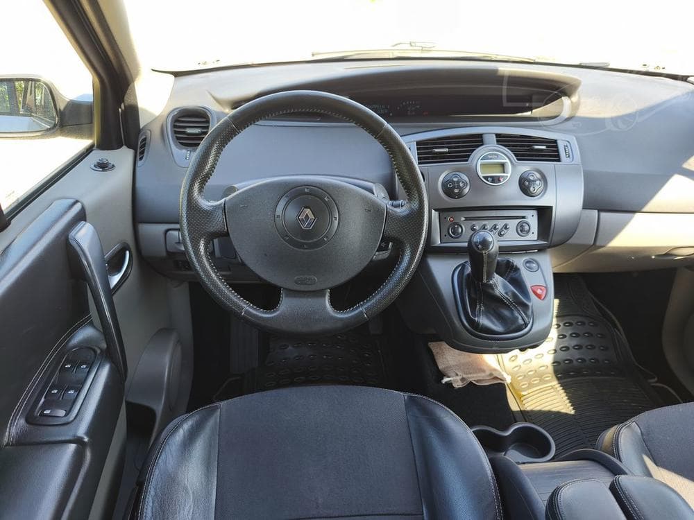 2005 Renault SCENIC - 13