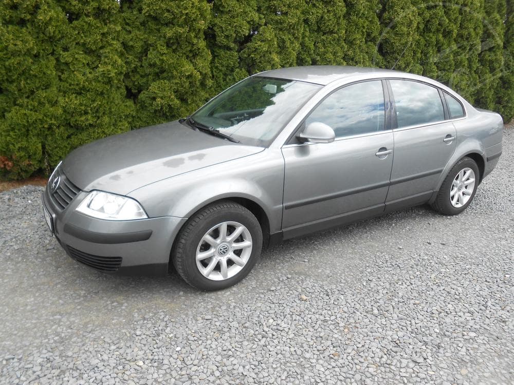 2004 Volkswagen PASSAT - 2