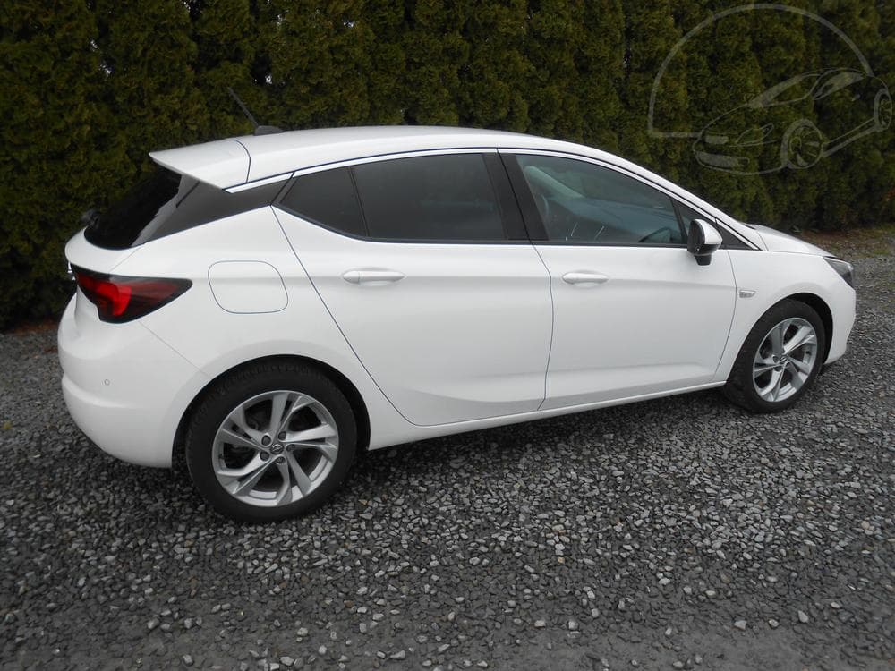 2020 Opel ASTRA - 10