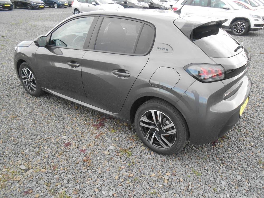 2023 Peugeot 208 - 6