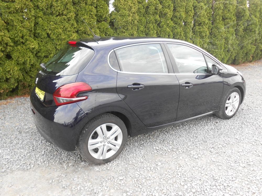 2019 Peugeot 208 - 6