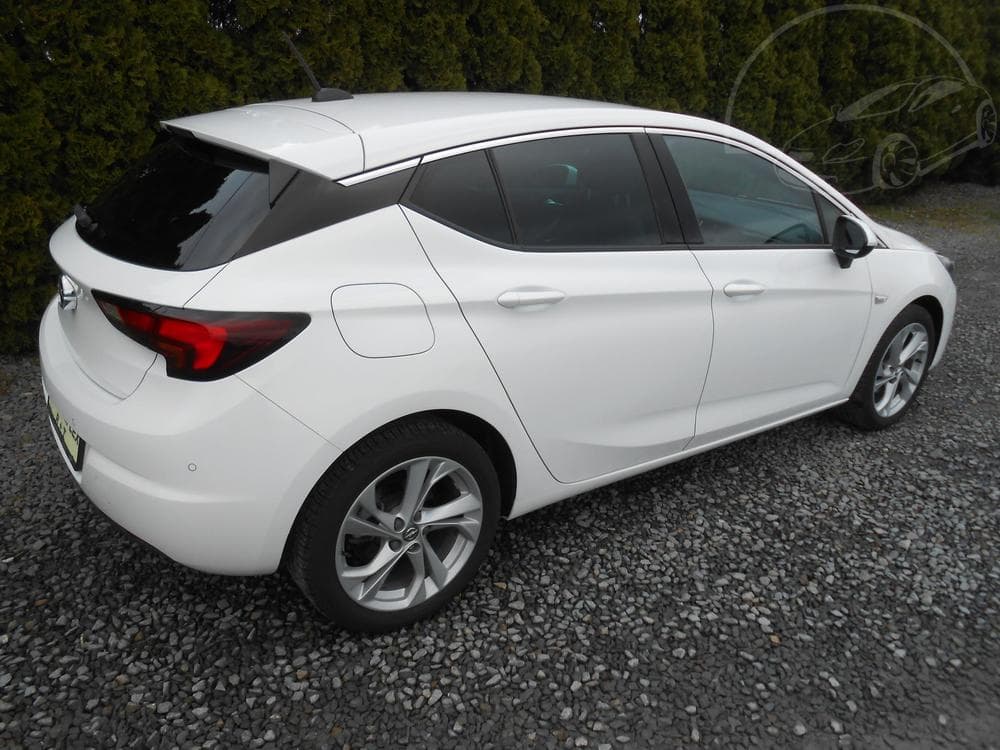 2020 Opel ASTRA - 19