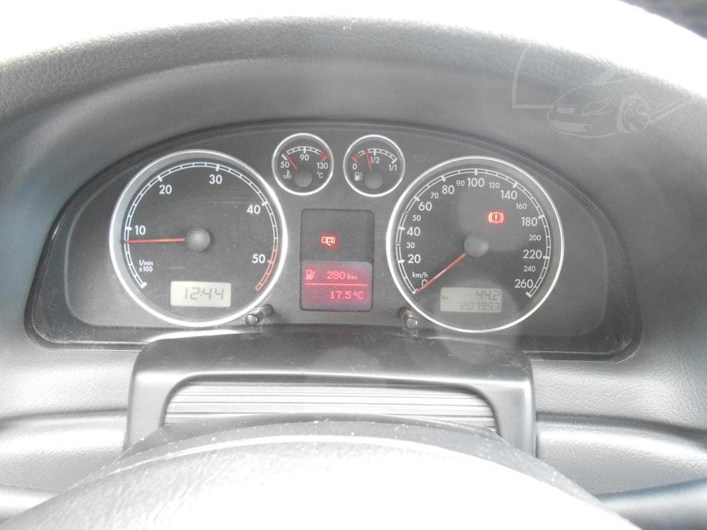 2004 Volkswagen PASSAT - 7