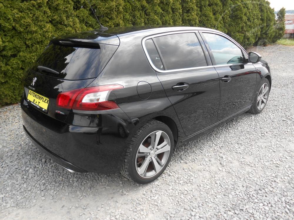 2016 Peugeot 308 - 8