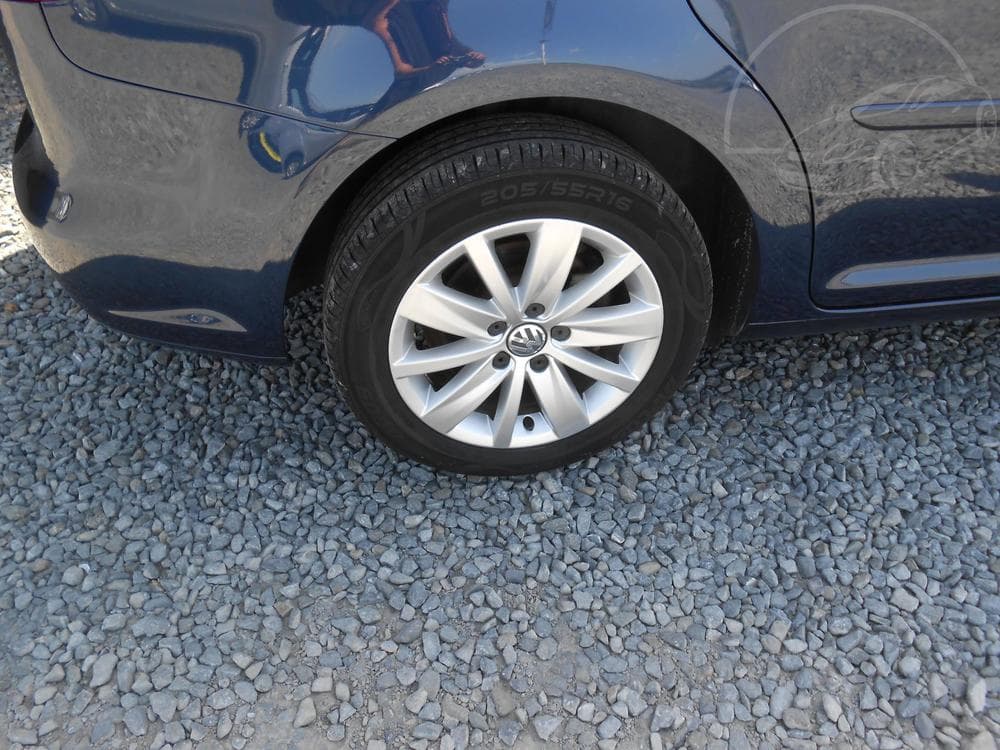 2011 Volkswagen TOURAN - 17