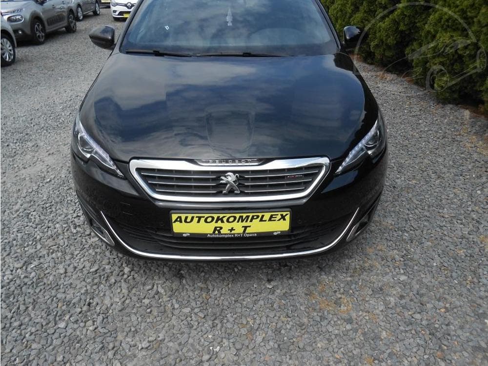 2016 Peugeot 308 - 10